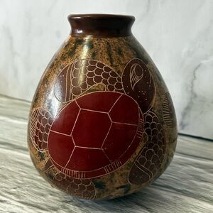 Hand Carved Etched 3 Turtles Vase Ceramic Pottery Signed